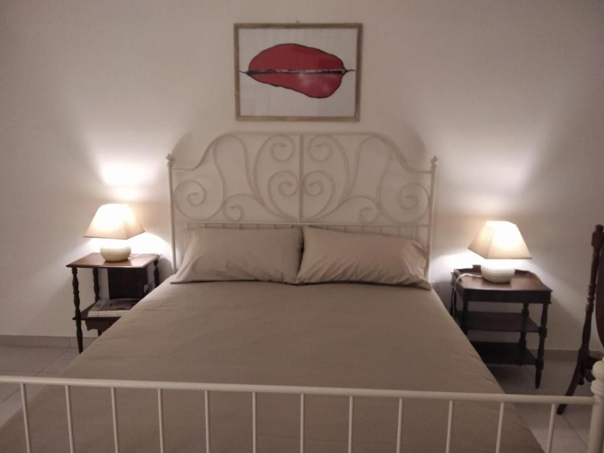 Casa Vacanza -Trani Centro Bagian luar foto